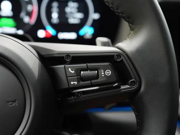 Porsche Panamera III 4S E-Hybrid — photo 19
