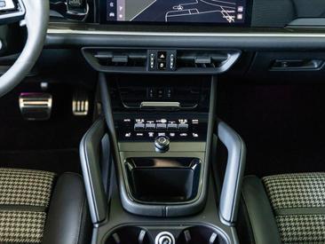 Porsche Cayenne III S Coupé — photo 23