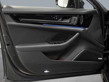 Porsche Panamera III 4S E-Hybrid — photo 22