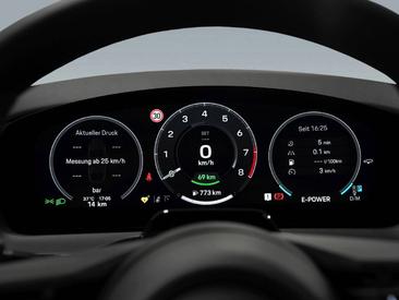 Porsche Panamera III 4S E-Hybrid — photo 23