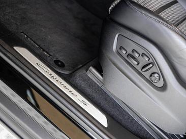 Porsche Cayenne III S Coupé — photo 25
