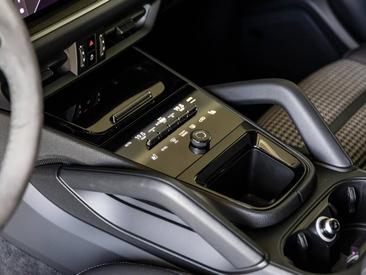 Porsche Cayenne III S Coupé — photo 26