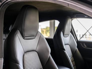 Porsche Cayenne III S Coupé — photo 27