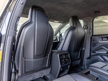 Porsche Cayenne III S Coupé — photo 35