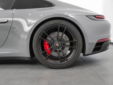 Porsche 992 I Carrera GTS — photo 11