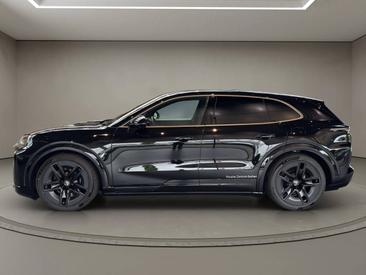 Porsche Cayenne E4 Turbo Electric — photo 2