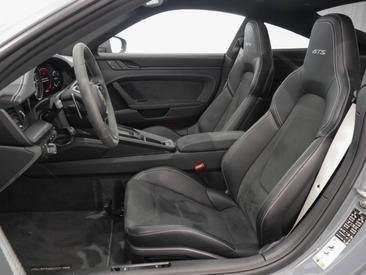 Porsche 992 I Carrera GTS — photo 19