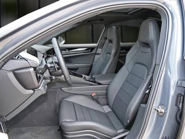 Porsche Panamera III 4 E-Hybrid — photo 13