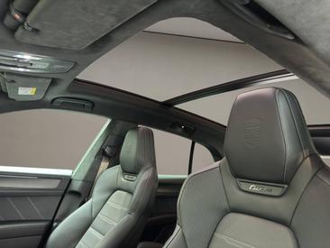 Porsche Cayenne E4 Turbo Electric — photo 18