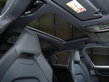Porsche Panamera III 4 E-Hybrid — photo 25