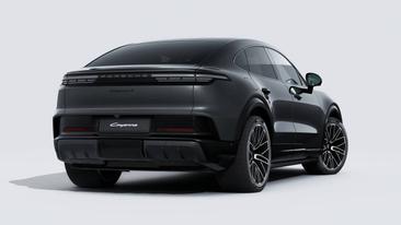 Porsche Cayenne E4 S Coupé Electric — photo 9
