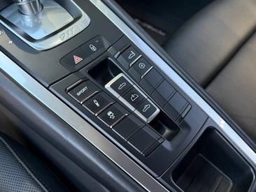 Porsche 991 II Carrera S Cabriolet — photo 18