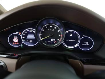 Porsche Cayenne III Turbo S E-Hybrid — photo 19