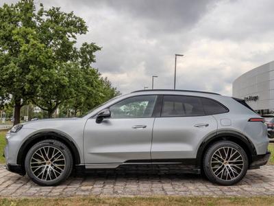 Porsche Cayenne E4 S Electric
