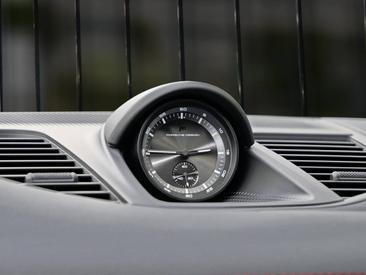 Porsche Panamera III GTS — photo 18