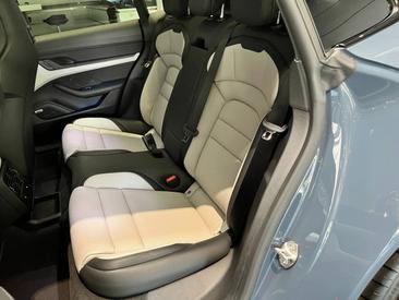 Porsche Taycan ph2 4 Cross Turismo — photo 16