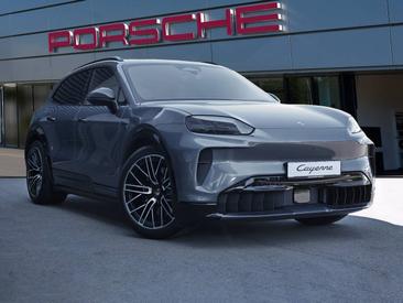 Porsche Cayenne E4 S Electric — photo 2