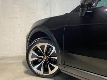 Porsche Cayenne E4 Coupé Electric — photo 7