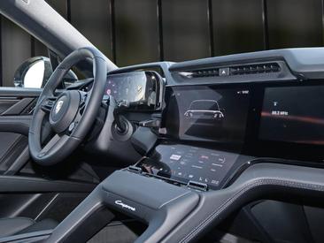Porsche Cayenne E4 S Electric — photo 11