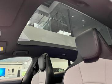 Porsche Taycan ph2 4 Cross Turismo — photo 27