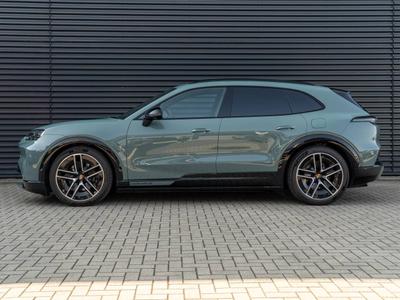 Porsche Cayenne E4 Electric