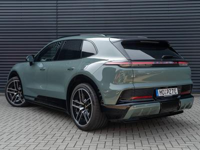 Porsche Cayenne E4 Electric