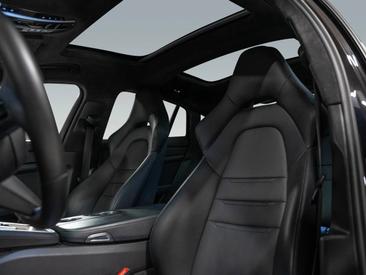 Porsche Panamera II ph2 Turbo S — photo 14