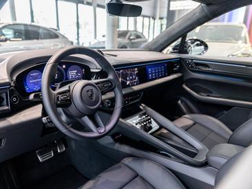 Porsche Macan Electrique Turbo — photo 4