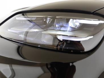 Porsche Cayenne E4 Electric — photo 23