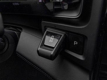 Porsche Cayenne E4 S Electric — photo 43