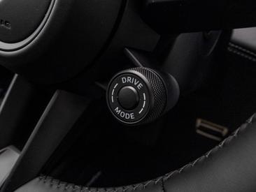 Porsche Cayenne E4 S Electric — photo 44