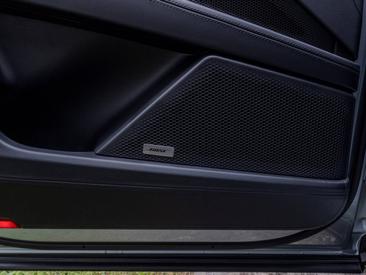 Porsche Cayenne E4 S Electric — photo 47