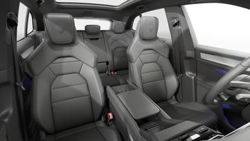 Porsche Cayenne E4 S Electric — photo 12
