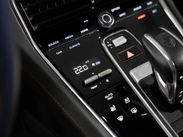 Porsche Panamera II ph2 Turbo S — photo 22