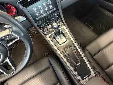 Porsche 991 II Carrera — photo 24
