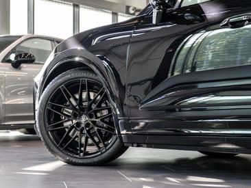 Porsche Macan Electrique Turbo — photo 9