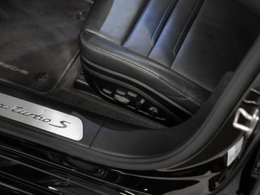 Porsche Panamera II ph2 Turbo S — photo 27