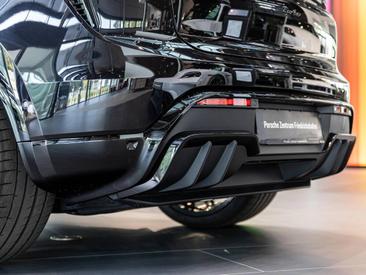 Porsche Macan Electrique Turbo — photo 17
