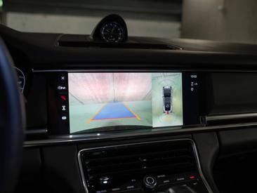 Porsche Panamera II ph2 Turbo S — photo 31