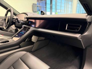 Porsche Taycan ph2 GTS — photo 21