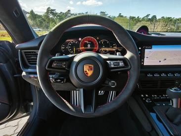 Porsche 992 II GT3 — photo 16