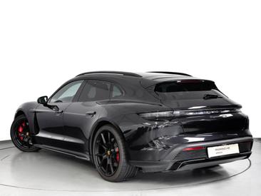 Porsche Taycan GTS Sport Turismo — photo 3