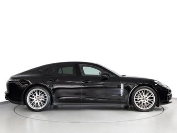 Porsche Panamera II ph2 4 Platinum Edition — photo 8