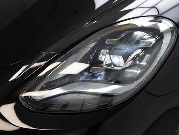 Porsche Panamera II ph2 4 Platinum Edition — photo 11