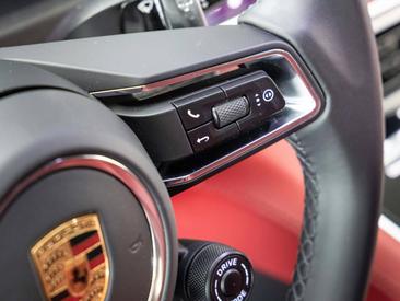 Porsche Panamera II ph2 4 Platinum Edition — photo 20