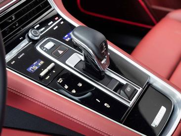 Porsche Panamera II ph2 4 Platinum Edition — photo 29