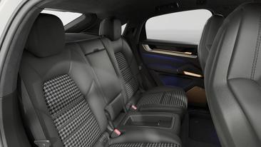 Porsche Cayenne III GTS Coupé — photo 13
