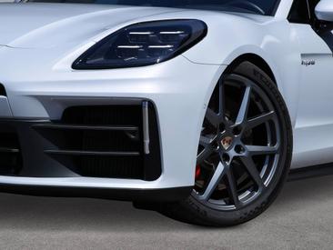 Porsche Panamera III 4S E-Hybrid — photo 8