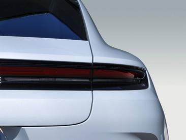 Porsche Panamera III 4S E-Hybrid — photo 9
