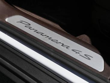 Porsche Panamera III 4S E-Hybrid — photo 29